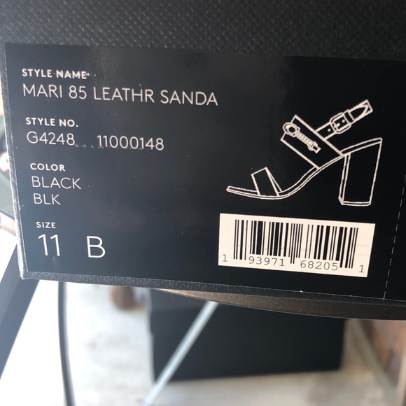 Coach size 11 sandals - Picture 8 of 8